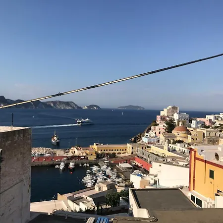 Ida - Immobilevante Apartamento Ponza